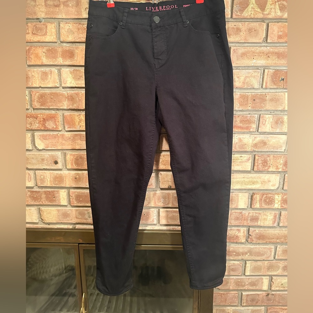 Size 10 / 30 LIVERPOOL Penny Ankle Skinny Black Jeans Cute Slit on on bottom